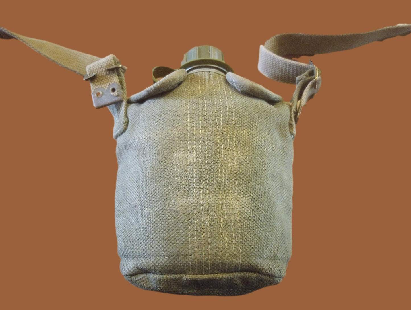 BELGIAN MILITARY ARMY CANTEEN WITH COVER & SHOULDER STRAP NEW CANTEEN