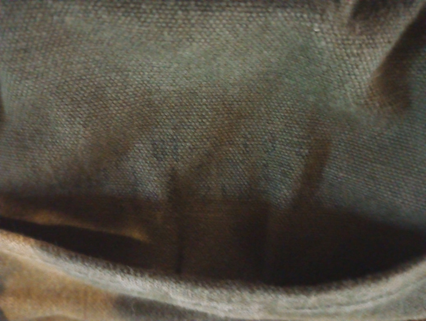 U.S MILITARY VIETNAM WAR ISSUE JUNGLE FIRST AID KIT POUCH AND BANDAGE