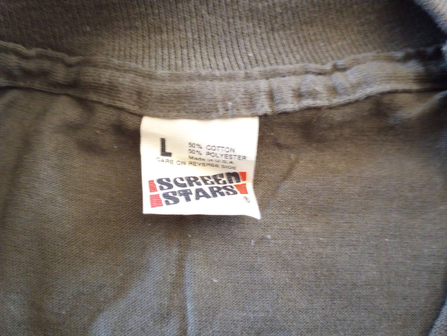 VINTAGE MILITARY VIETNAM VETERAN 25th DIVISION T- SHIRT MADE IN THE U.S.A