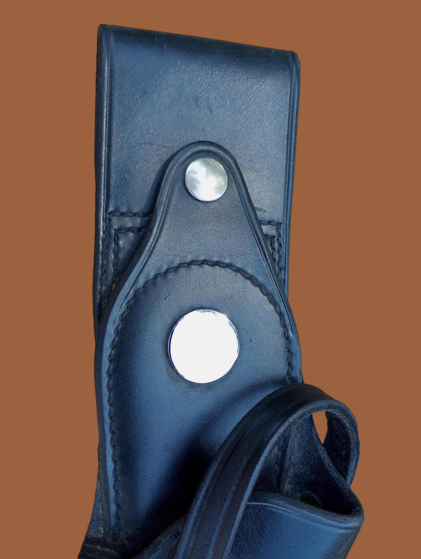 Don Hume Maker leather holster for revolvers drop swivel design