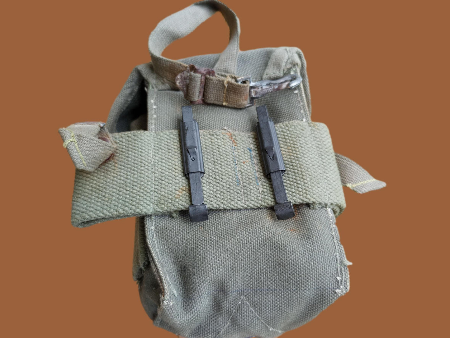 MILITARY AMMO MAGAZINE POUCH M1956 STYLE CANVAS VIETNAM ERA 1950'S - 1970'S