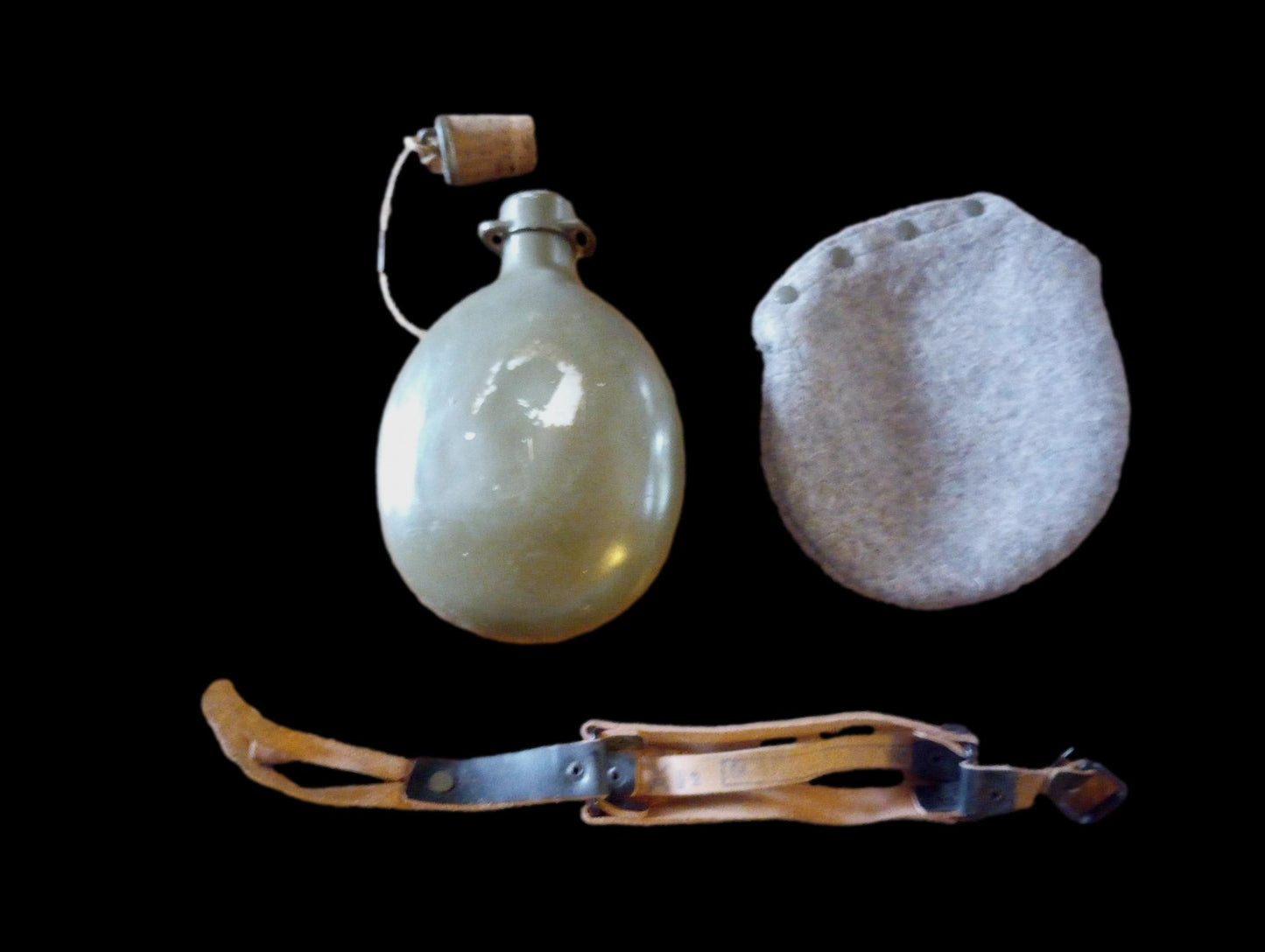 CZECH MILITARY M60 CANTEEN & WOOL FELT COVER WATER BOTTLE FLASK ORIGINAL