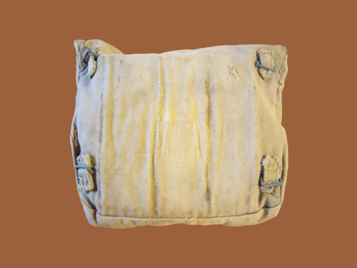 WWII U.S MILITARY MESS KIT WITH MEAT CAN POUCH 1944 KHAKI M-1928 GENUINE SET