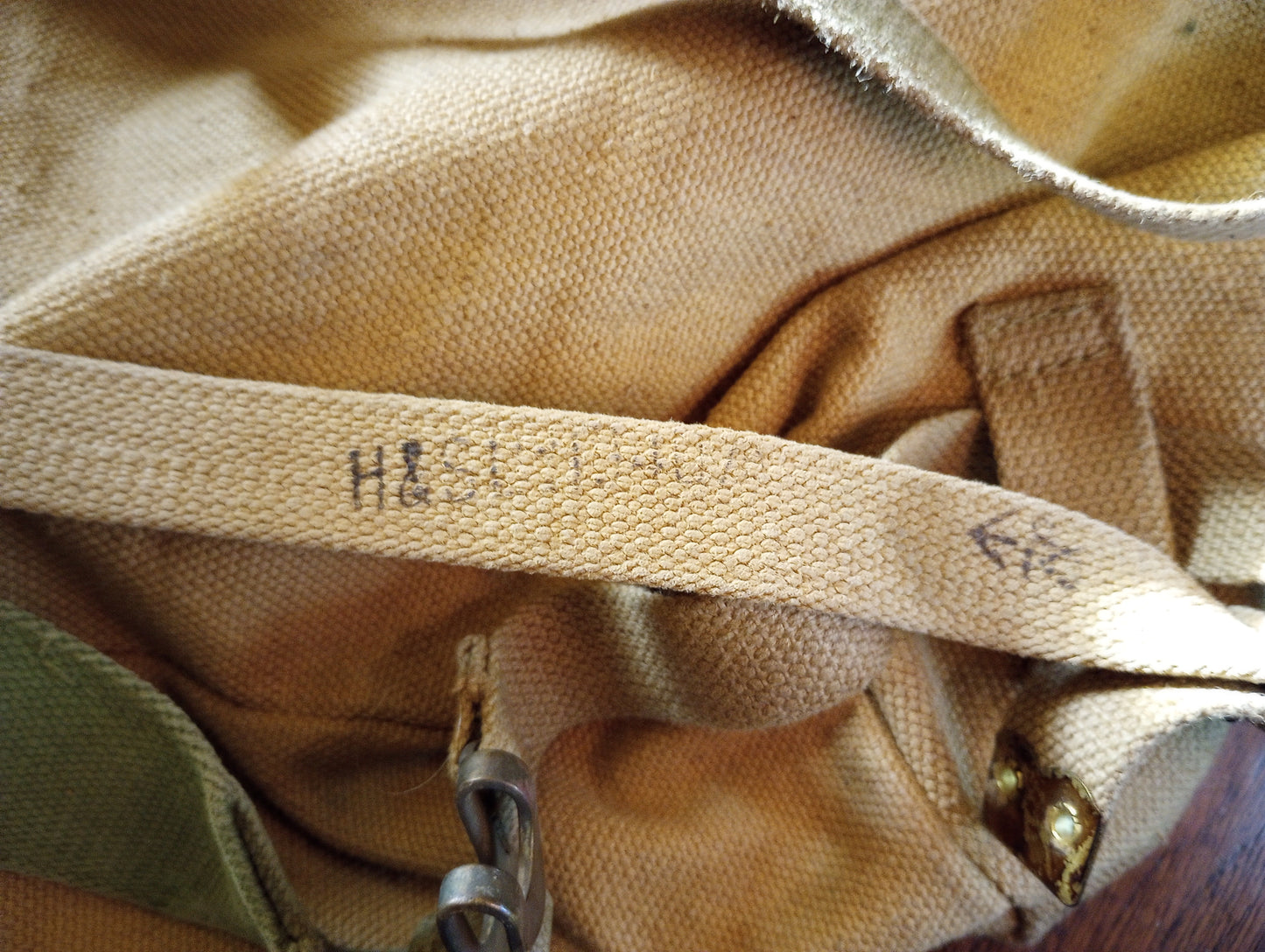 GENUINE BRITISH MILITARY ARMY BACKPACK SIZE LARGE P-37 COMPLETE WITH ALL STRAPS