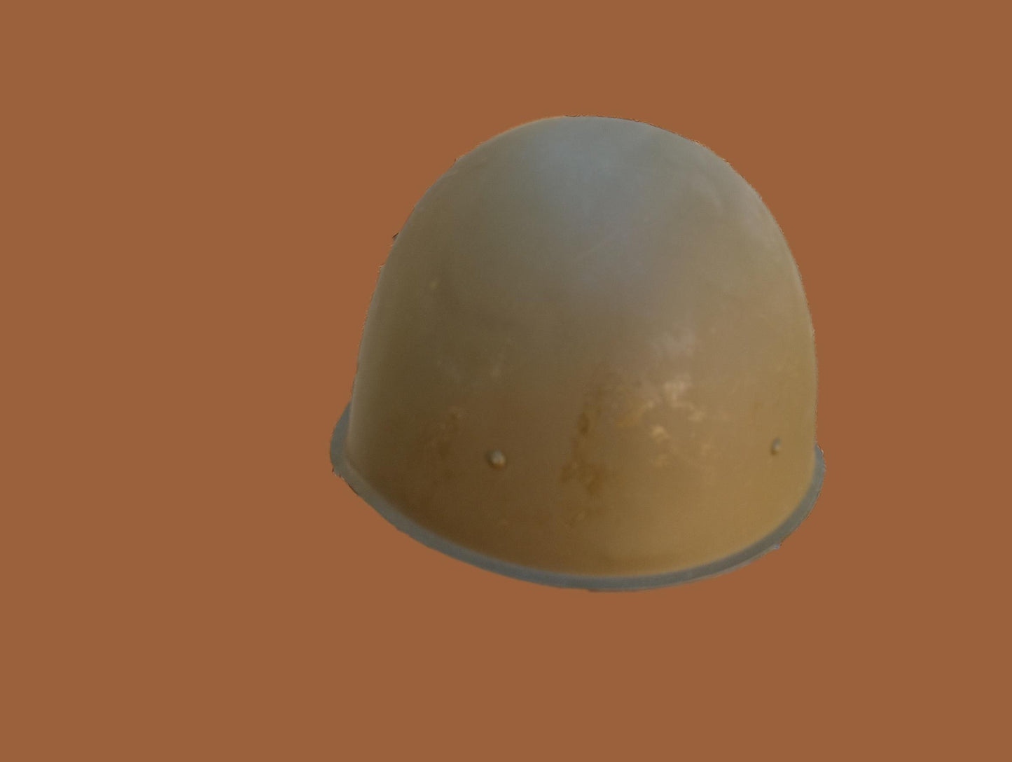 POST WWII RUSSIAN SSH-40 HELMET WITH LINER AND CHIN STRAP 1957