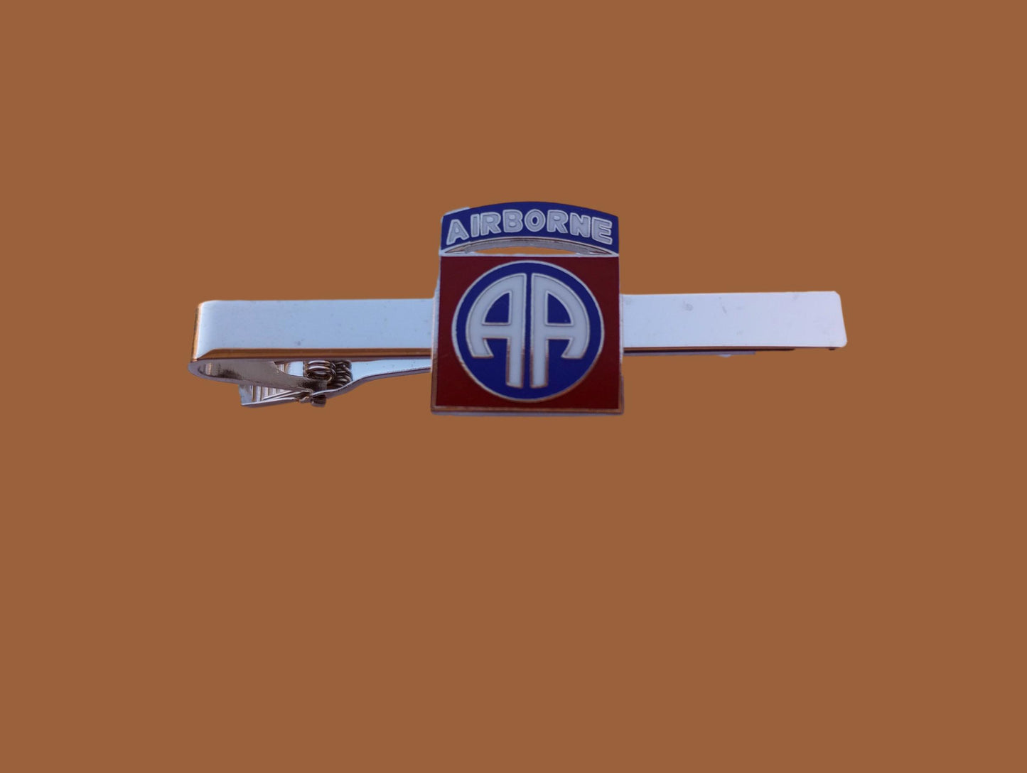 U.S MILITARY 82nd AIRBORNE DIVISION TIE BAR TIE TAC MADE IN THE U.S.A