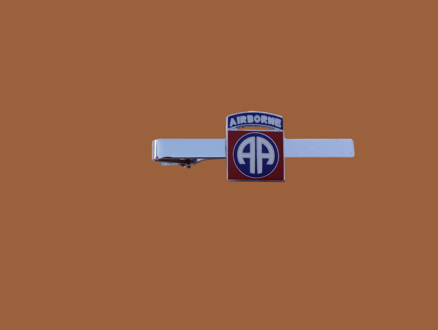 U.S MILITARY 82nd AIRBORNE DIVISION TIE BAR TIE TAC MADE IN THE U.S.A