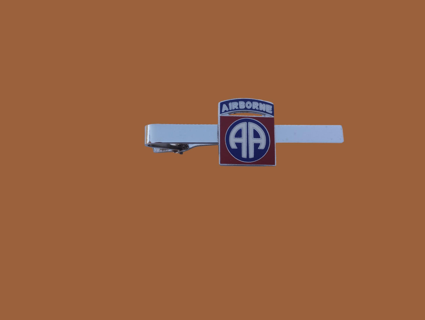 U.S MILITARY 82nd AIRBORNE DIVISION TIE BAR TIE TAC MADE IN THE U.S.A