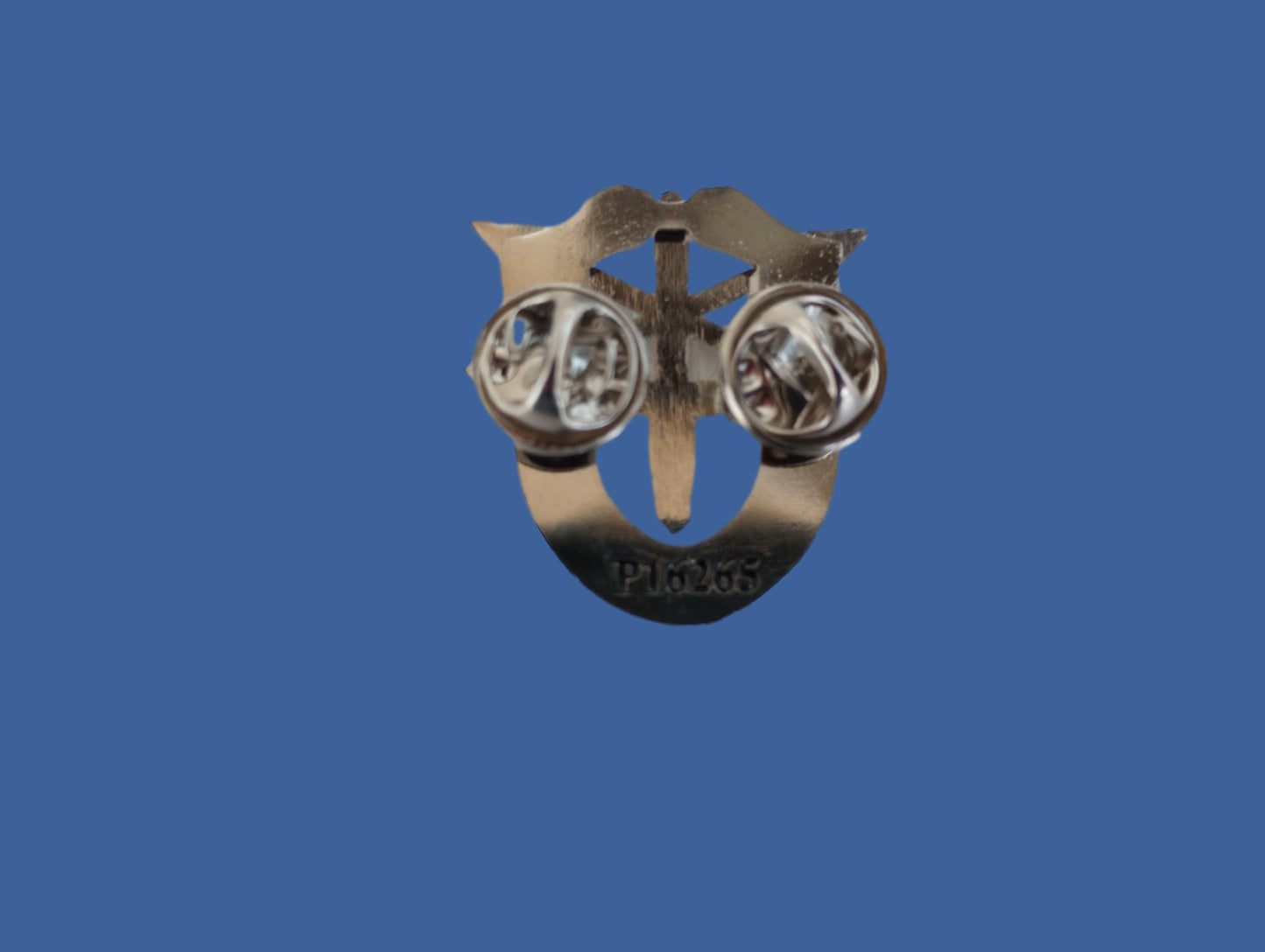 U.S MILITARY ARMY SPECIAL FORCES HAT PIN DE OPPRESSO LIBER FLASH BERET CAP PIN