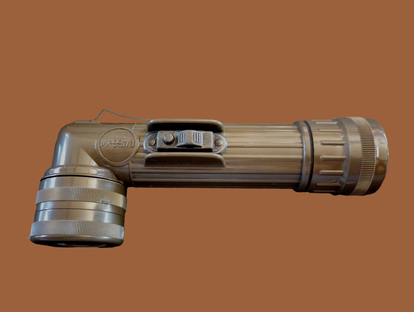 U.S MILITARY ISSUE ANGLE HEAD FLASHLIGHT FULTON MX-991/U OD GREEN U.S.A MADE NEW