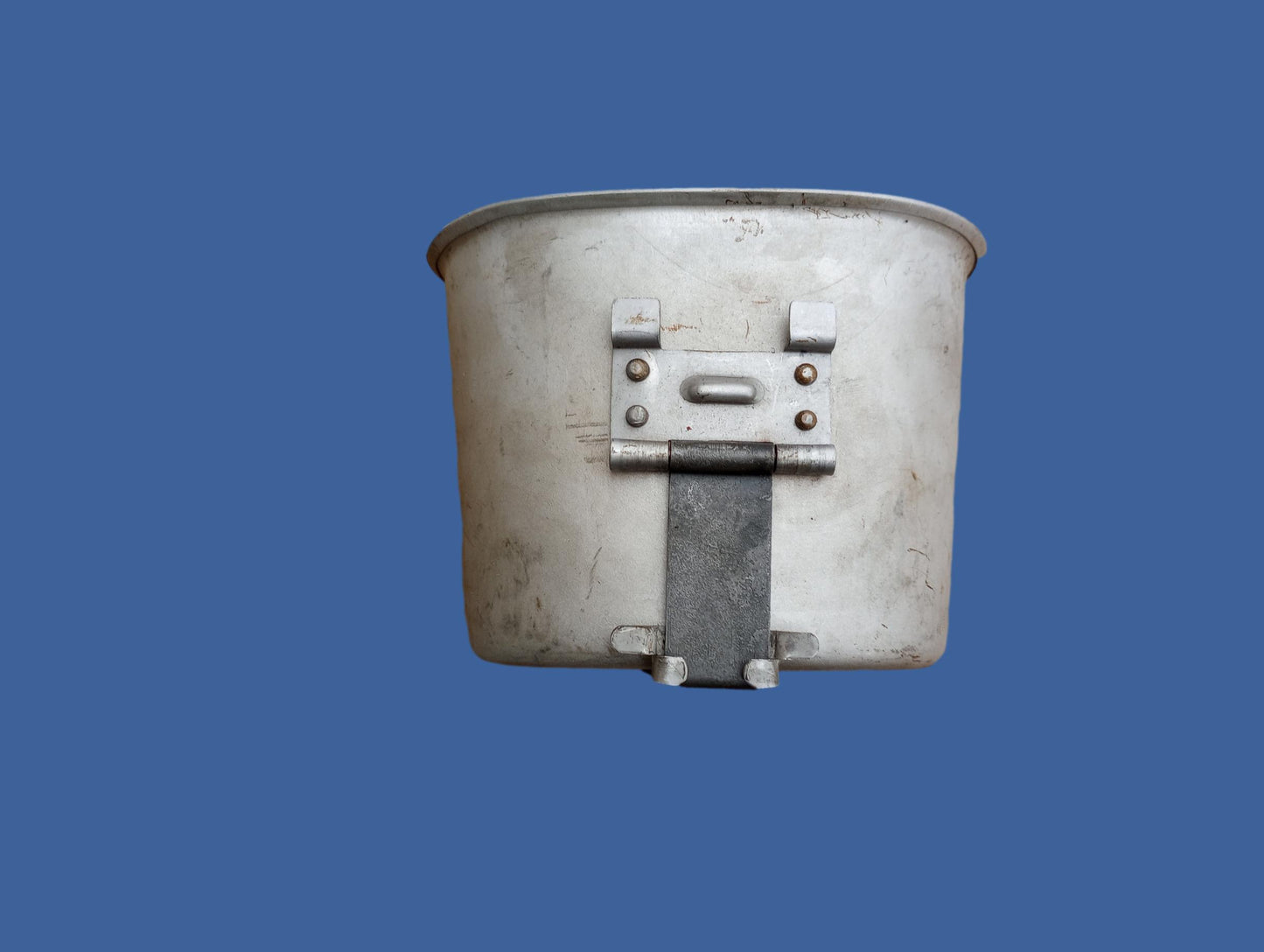 WWII U.S MILITARY CANTEEN CUP DATED 1944 STAMPED FOLEY MFG CO ORIGINAL