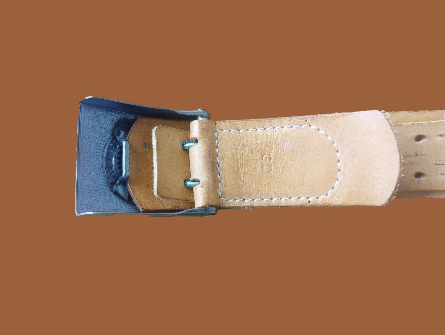 POST WAR WEST GERMAN ARMY LEATHER BELT + BUCKLE SIZE MEDIUM 100cm 39" INCHES