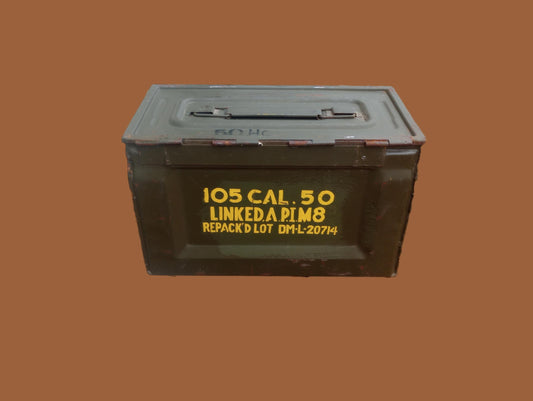U.S MILITARY WWII 50 CAL AMMO CAN SIDE LOADER AMMUNITION CAN ARMY MARINE CORPS