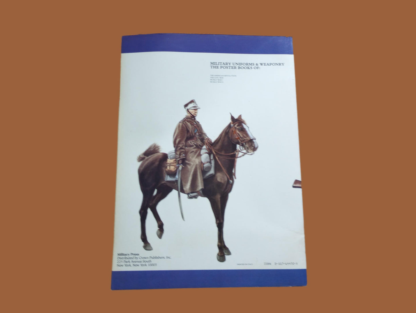 World War II Military Uniforms & Weaponry Reference poster book 90 illustrated