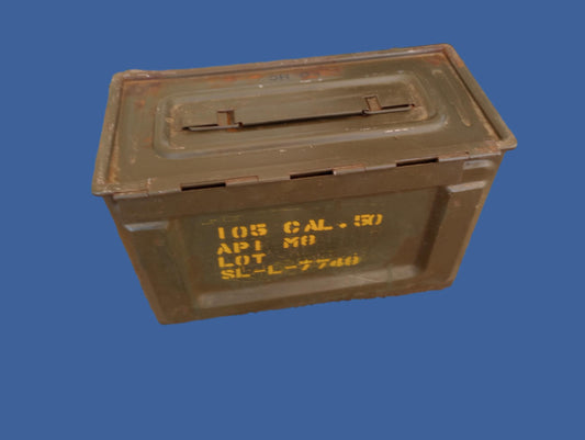 U.S MILITARY WWII 50 CAL AMMO CAN SIDE LOADER AMMUNITION CAN ARMY MARINE CORPS