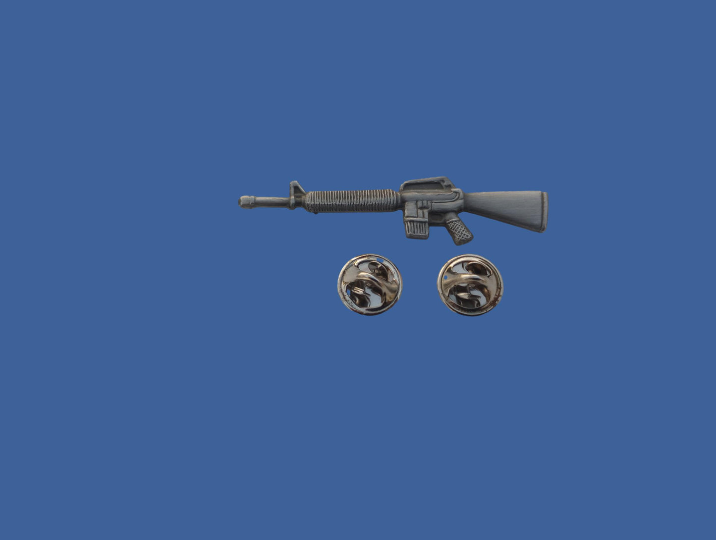 U.S MILITARY M-16  RIFLE HAT PIN LAPEL PIN