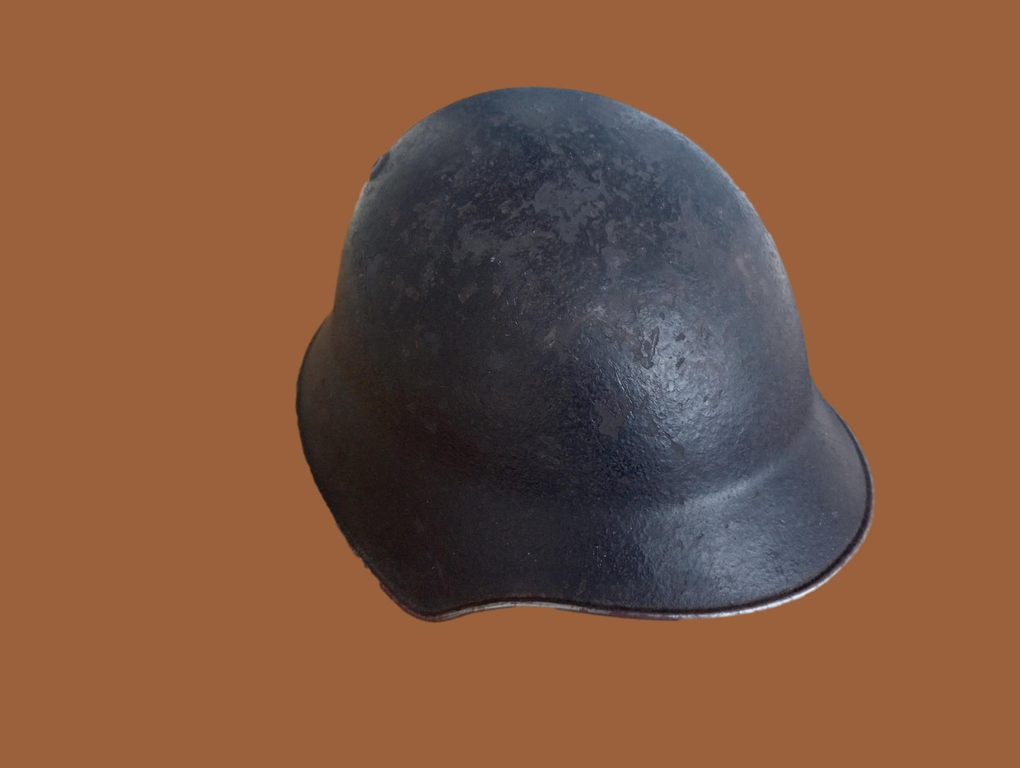WWII ORIGINAL SWISS HELMET M-18/40 STEEL COMBAT HELMET LEATHER LINER