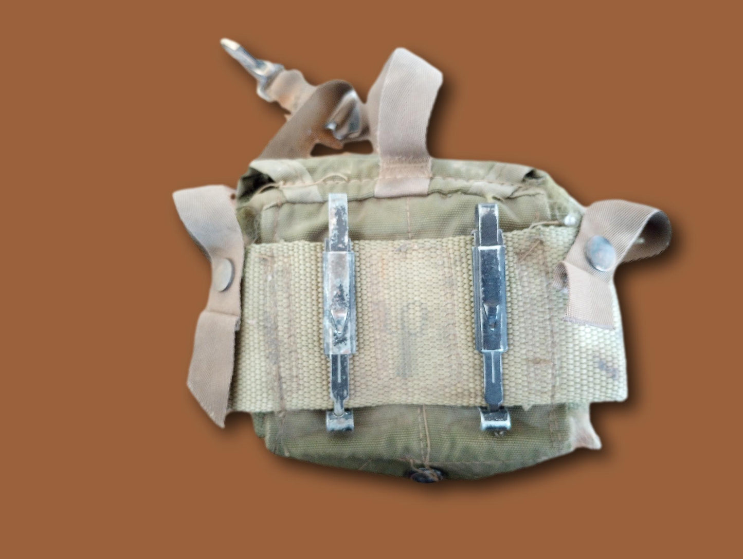 U.S MILITARY M1967 VIETNAM ERA 20RD MAGAZINE POUCH .223 RIFLE 1968 NYLON