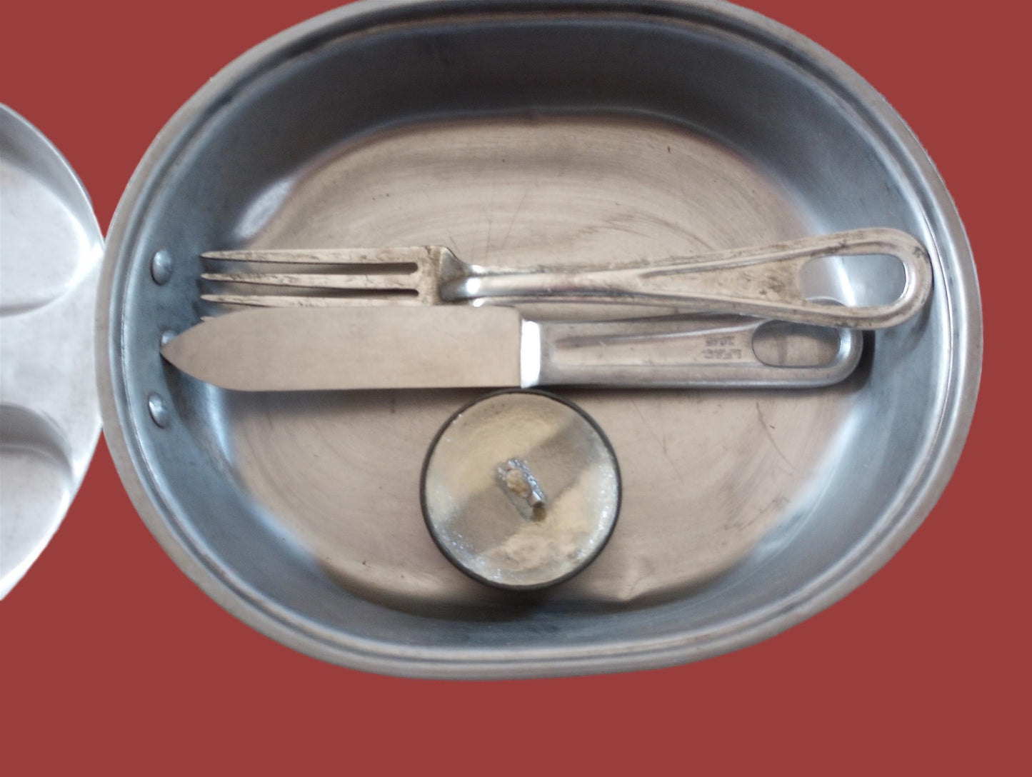 WWII U.S MILITARY MESS KIT WITH MEAT CAN POUCH 1945 KHAKI M-1928 GENUINE SET
