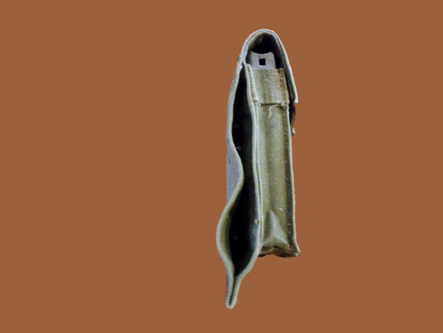 U.S MILITARY  AMMO MAGAZINE CLIP POUCH 20 RD 308 CAL MAG VIETNAM ERA