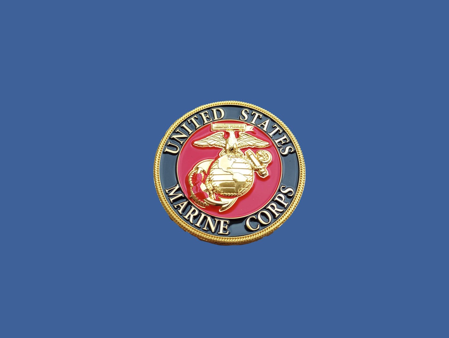 U.S MARINE CORPS 1st DIVISION CHALLENGE COIN NEW IN PACKAGE COLLECTOR'S SERIES