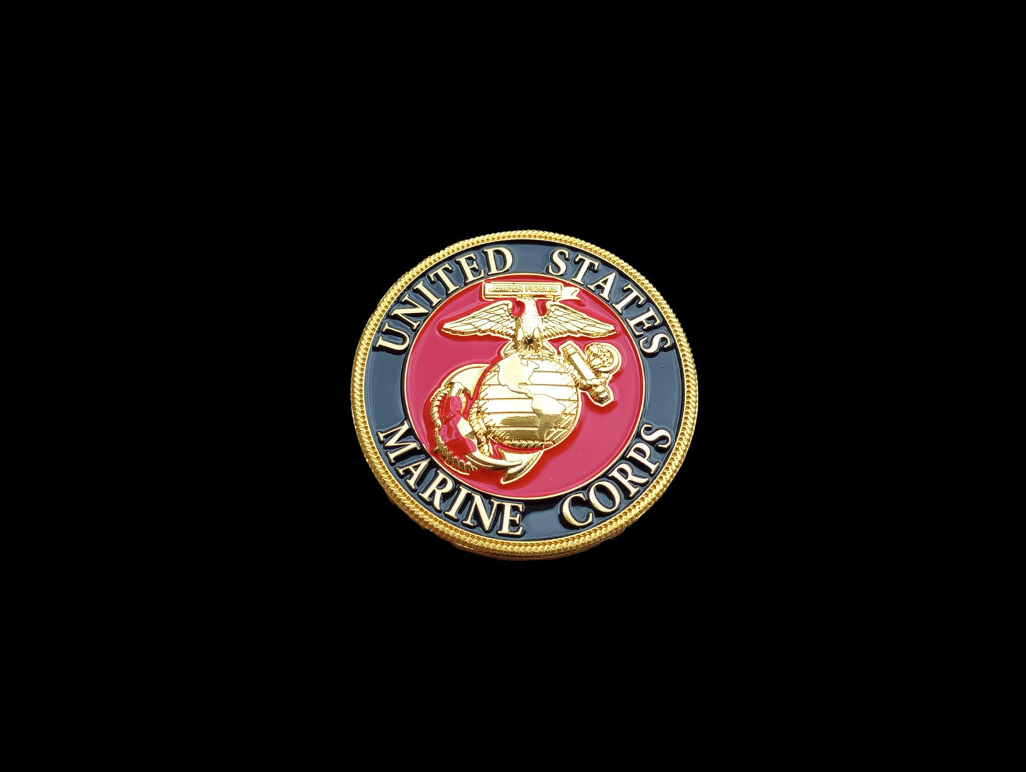 U.S MARINE CORPS 1st DIVISION CHALLENGE COIN NEW IN PACKAGE COLLECTOR'S SERIES
