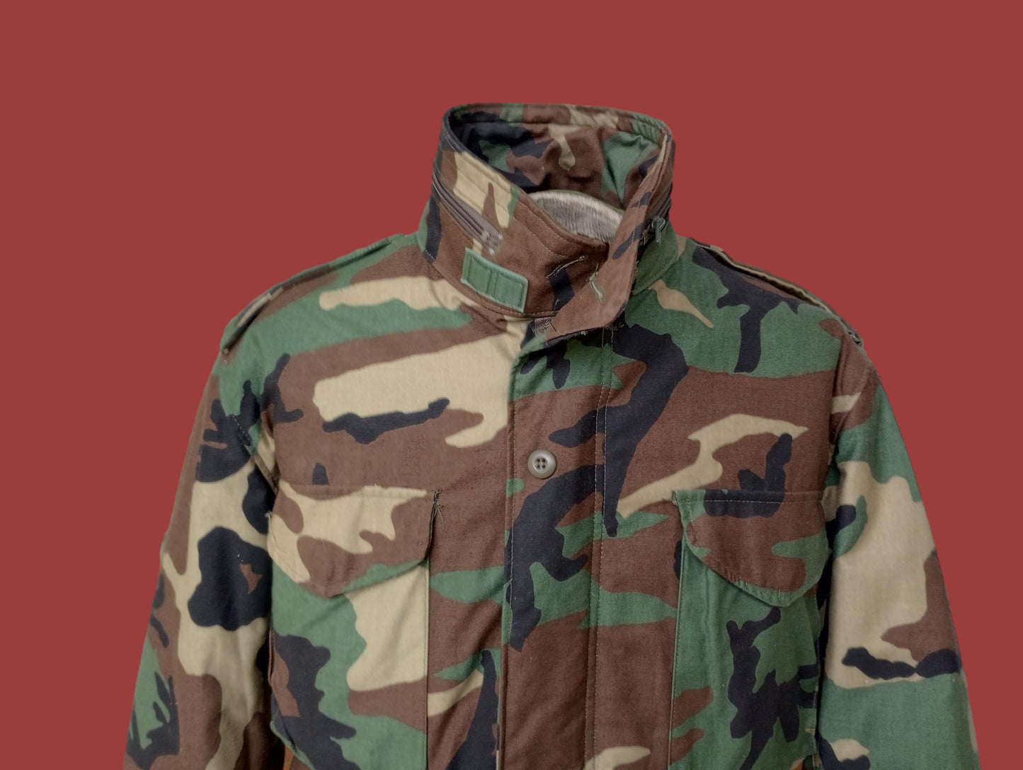 U.S MILITARY ISSUE M-65 FIELD JACKET WITH COLD WEATHER LINER WOODLAND CAMO NEW