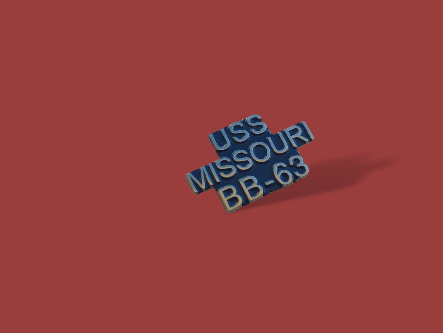 USS MISSOURI BB-63 HAT LAPEL PIN U.S NAVY BATTLESHIP