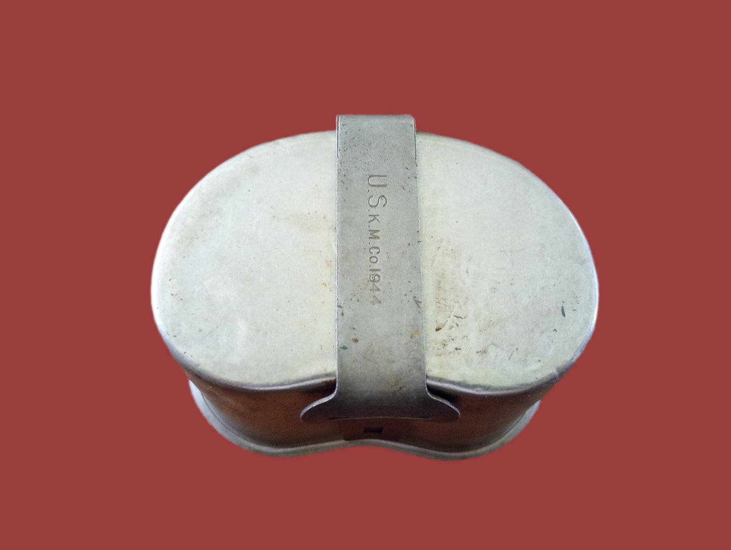 WWII U.S MILITARY CANTEEN CUP DATED 1944 STAMPED K.M CO ORIGINAL