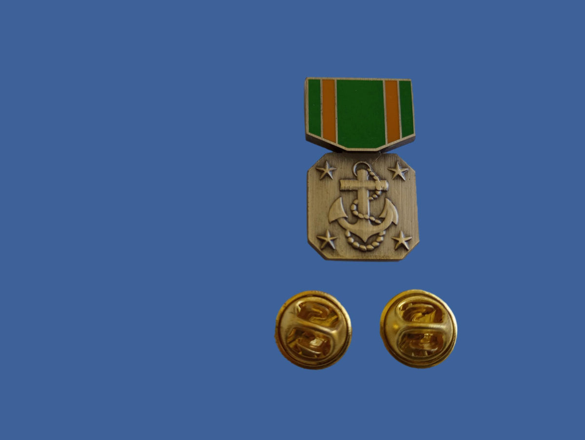 U.S MILITARY NAVY MARINE CORPS ACHIEVEMENT MEDAL HAT LAPEL PIN MINI SIZE 1 1/8"