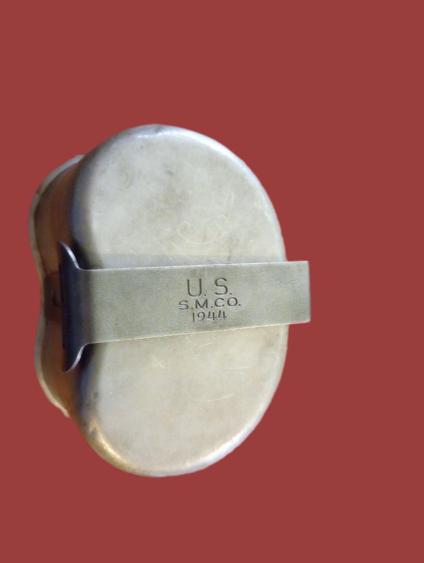 WWII U.S MILITARY CANTEEN CUP DATED 1944 STAMPED S.M CO ORIGINAL