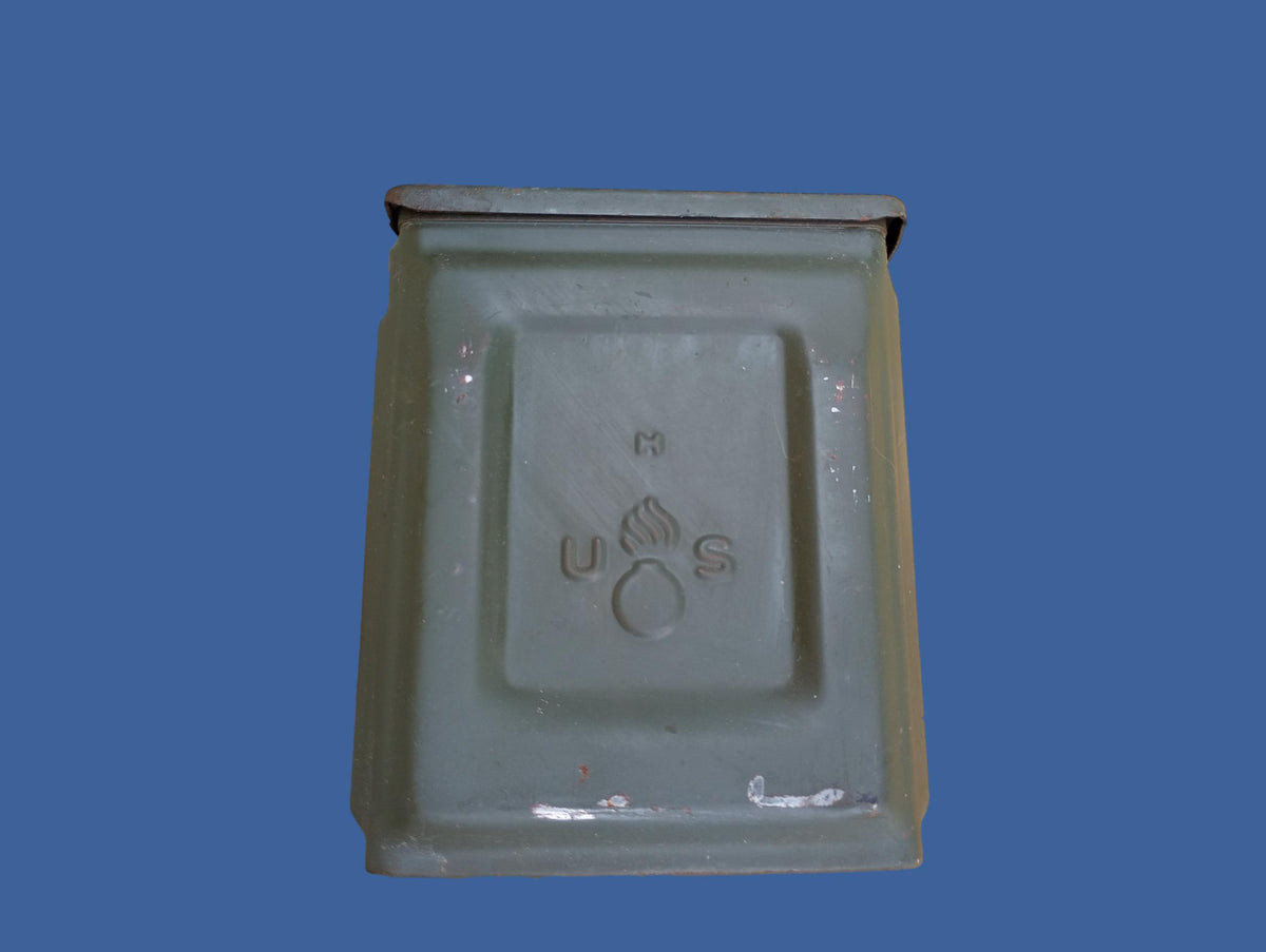 U.S MILITARY WWII 50 CAL AMMO CAN SIDE LOADER AMMUNITION CAN ARMY MARINE CORPS