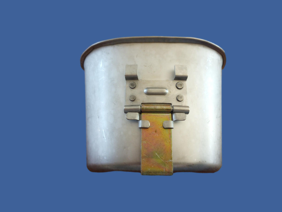U.S MILITARY CANTEEN CUP  VIETNAM WAR ISSUE MECO MFG HEAVY GUAGE STAINLESS STEEL