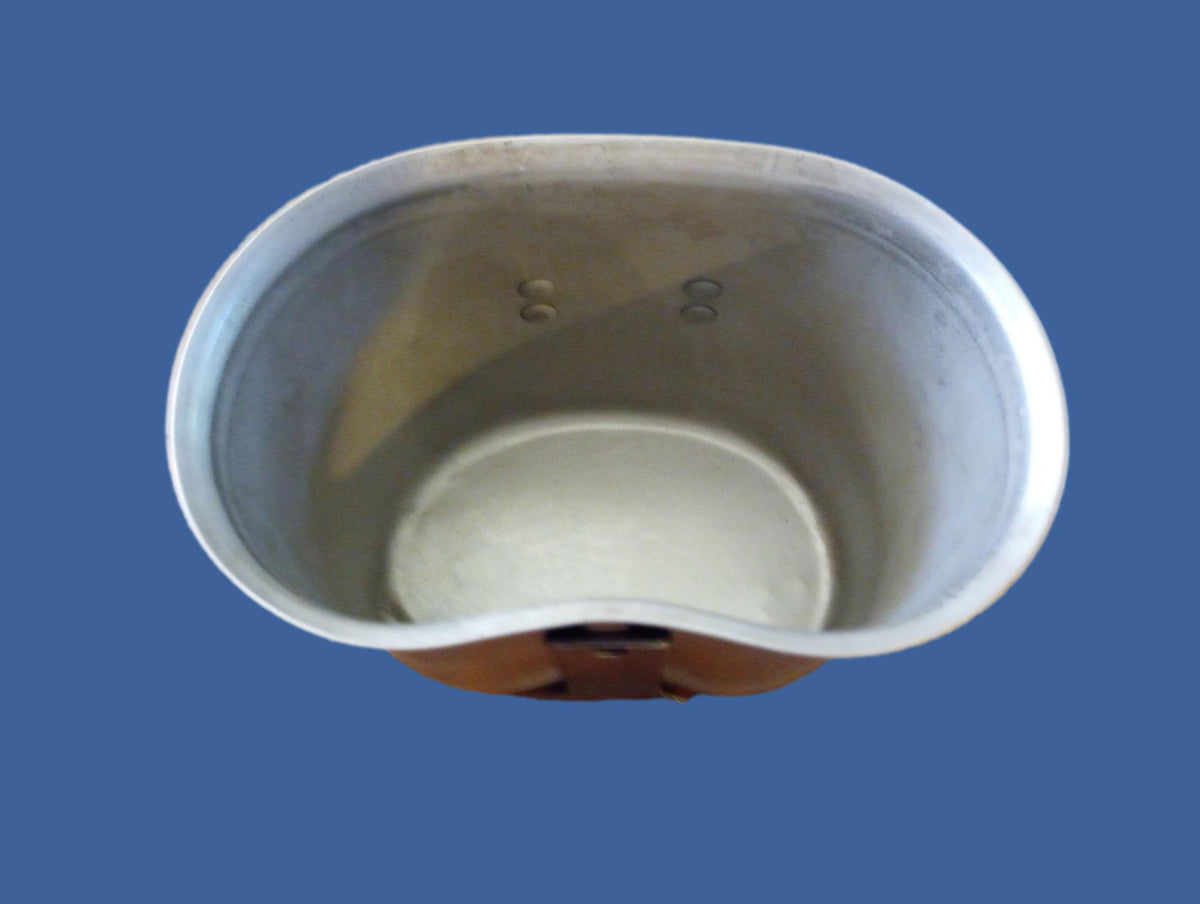 WWII U.S MILITARY CANTEEN CUP DATED 1944 STAMPED B.E CO ORIGINAL