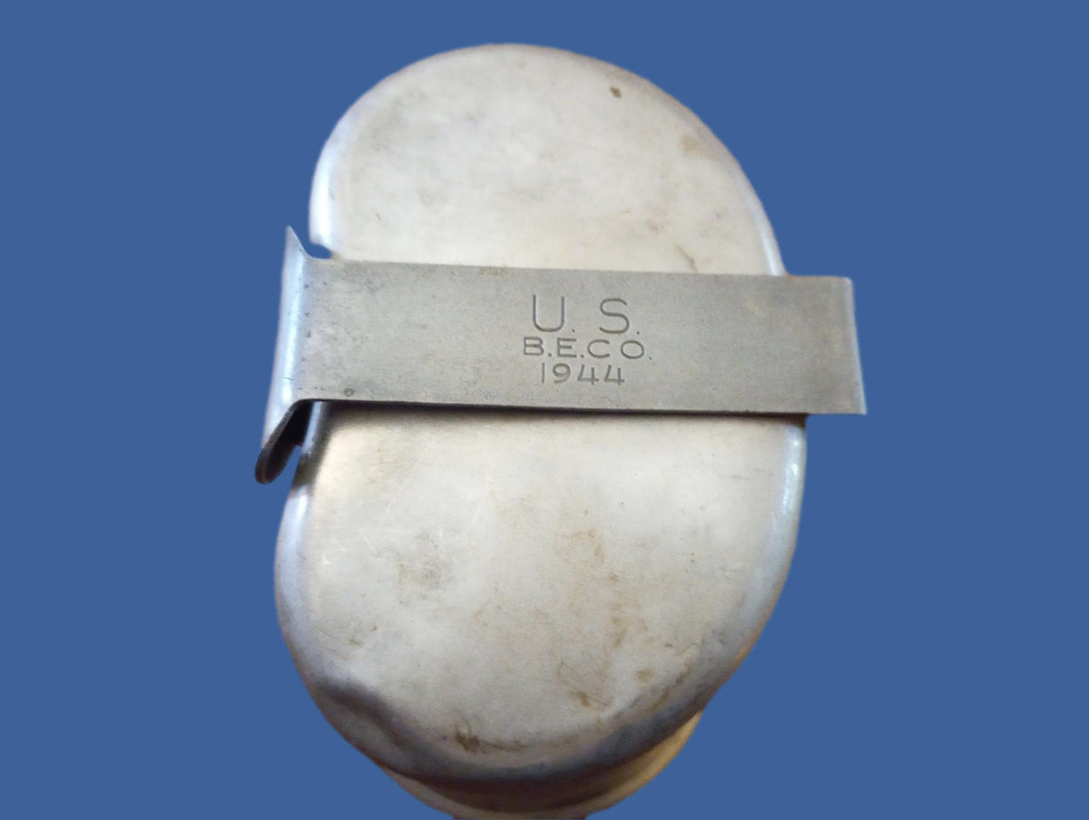 WWII U.S MILITARY CANTEEN CUP DATED 1944 STAMPED B.E CO ORIGINAL