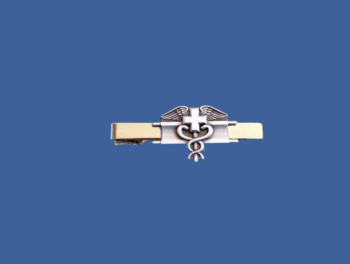 U.S MILITARY EXPERT FIELD MEDICAL BADGE TIE BAR TIE TAC MADE IN THE U.S.A