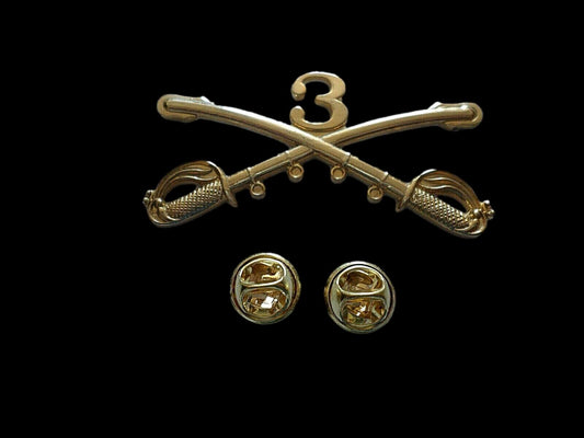 3rd CAVALRY SWORDS SABERS  MILITARY HAT PIN 3rd CAVALRY REGIMENT BADGE U.S ARMY