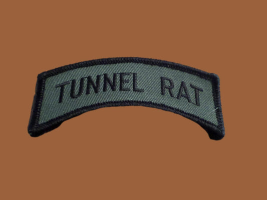 U.S MILITARY TUNNEL RAT VIETNAM SERVICE BAR ROCKER