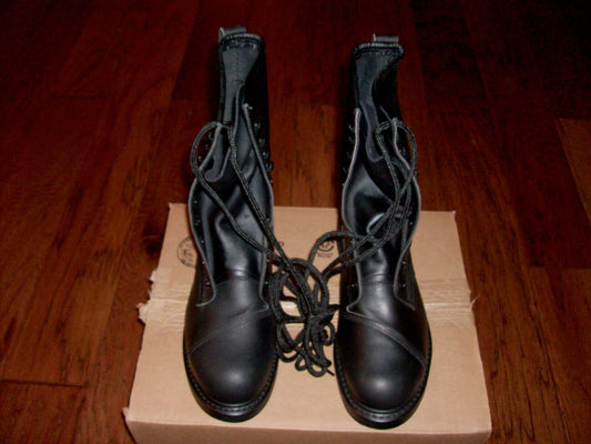 NEW U.S MILITARY BLACK LEATHER SAFETY TOE CLIMBERS BOOTS 8 1/2 REGULAR USA MADE