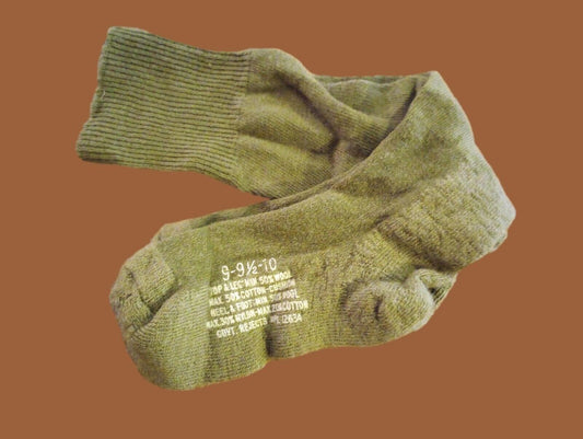 NEW MILITARY ISSUE CUSHION SOLE WOOL SOCKS U.S.A MADE OD GREEN SMALL 2 PAIRS