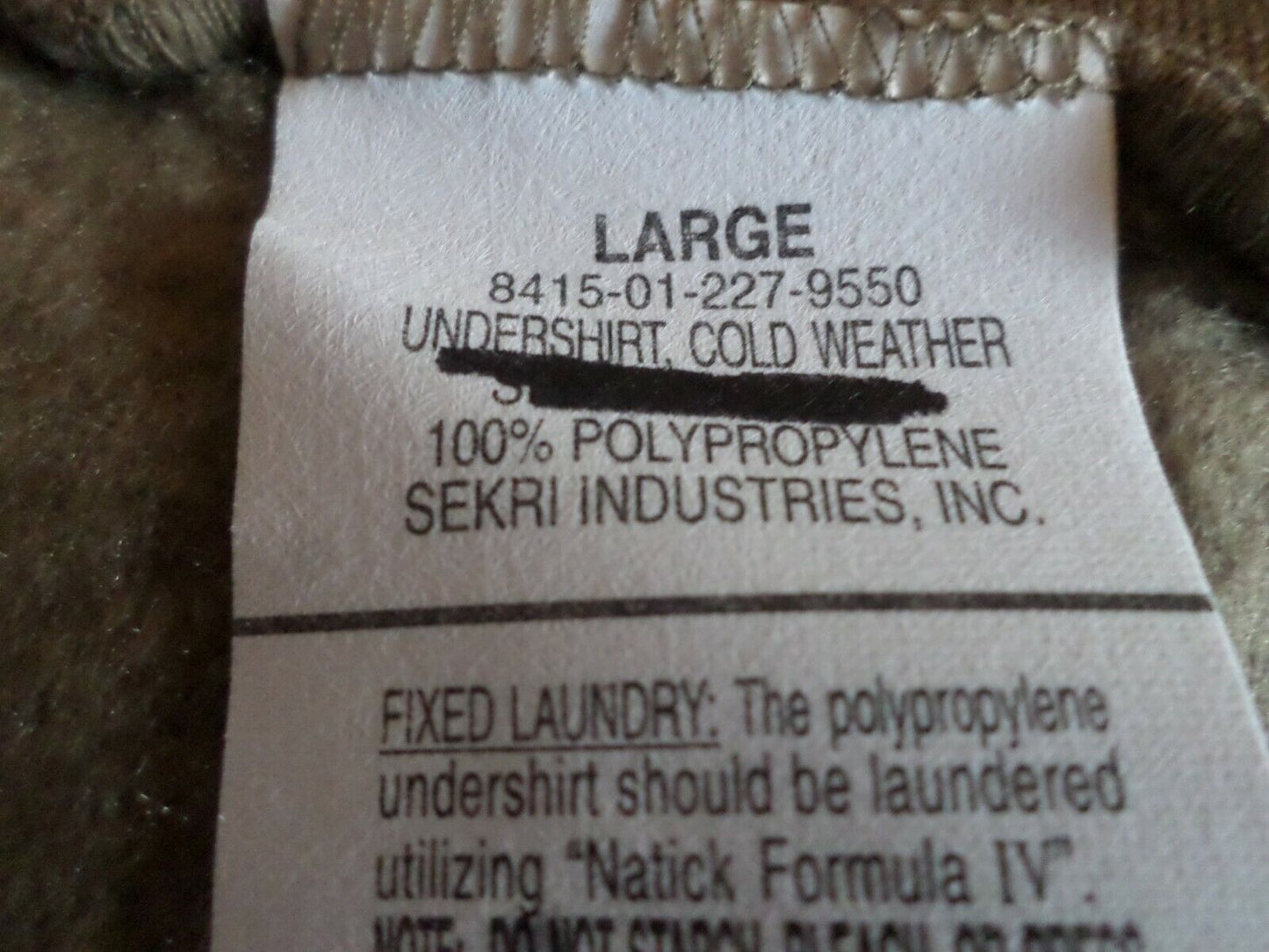 U.S MILITARY ISSUE POLYPROPYLENE EXTREME COLD WEATHER SHIRT LARGE U.S.A MADE