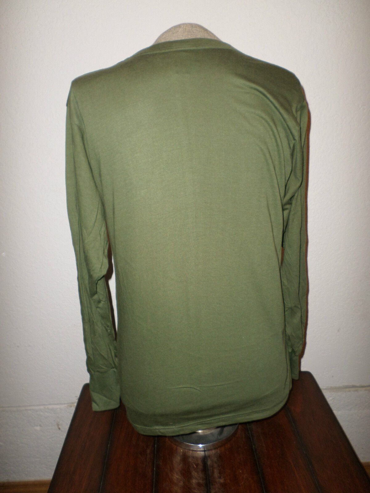 MILITARY STYLE OD GREEN LONG SLEEVE SHIRT SIZE LARGE MADE IN THE U.S.A