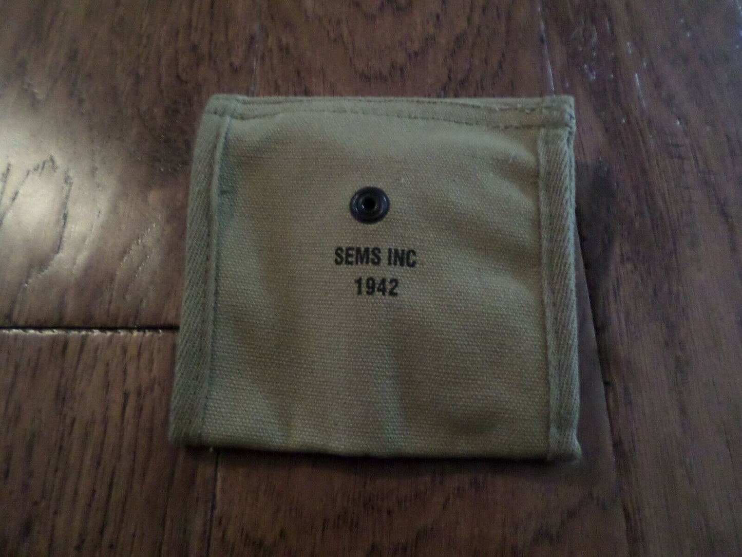 U.S MILITARY REPRODUCTION CARBINE MAGAZINE BUTTSTOCK POUCH KHAKI SEM 1942