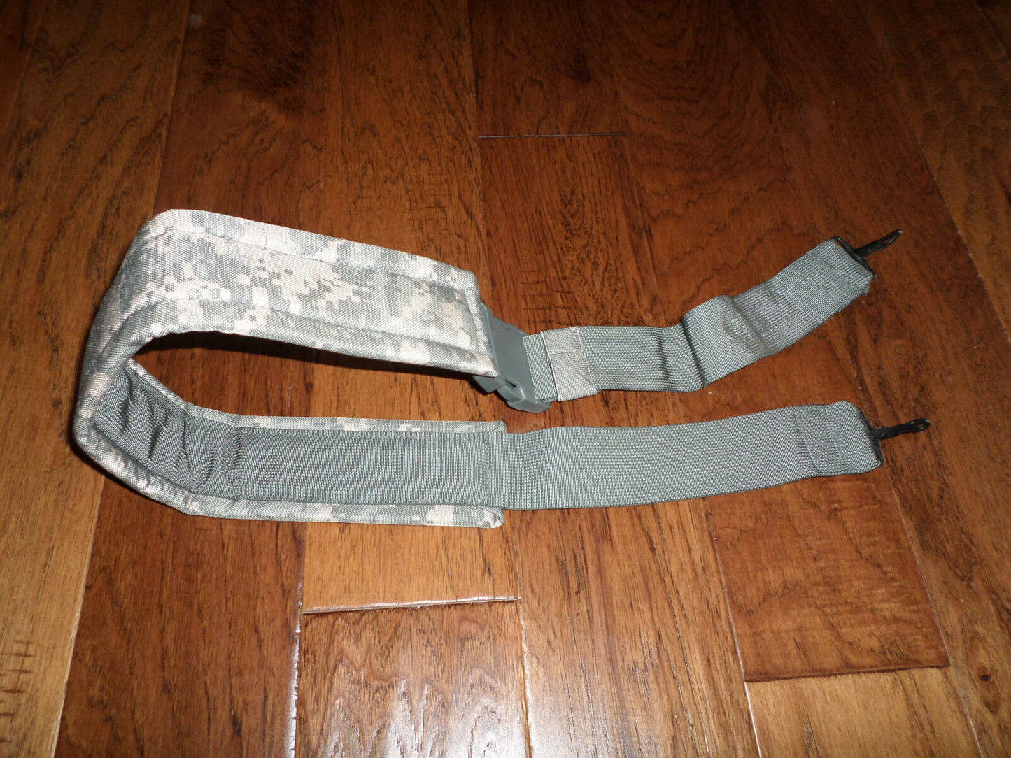 U.S MILITARY ARMY ACU SLING AMMO CASE CARRIER MOLLE II PADDED SLING