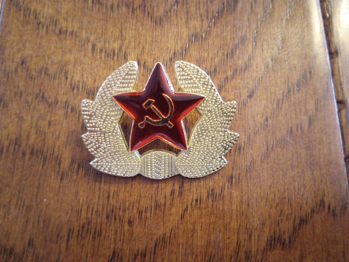 RUSSIAN MILITARY HAT CAP BADGE SINGLE POST 2" PIN SOVIET UNION HAMMER & CYCLE