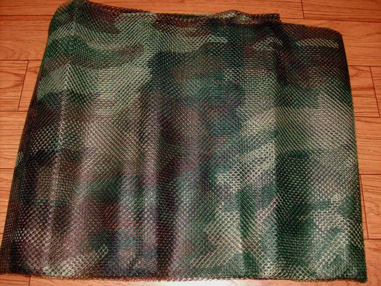 NEW MILITARY ISSUE WOODLAND CAMOUFLAGE MESH NETTING 5ft X 8ft