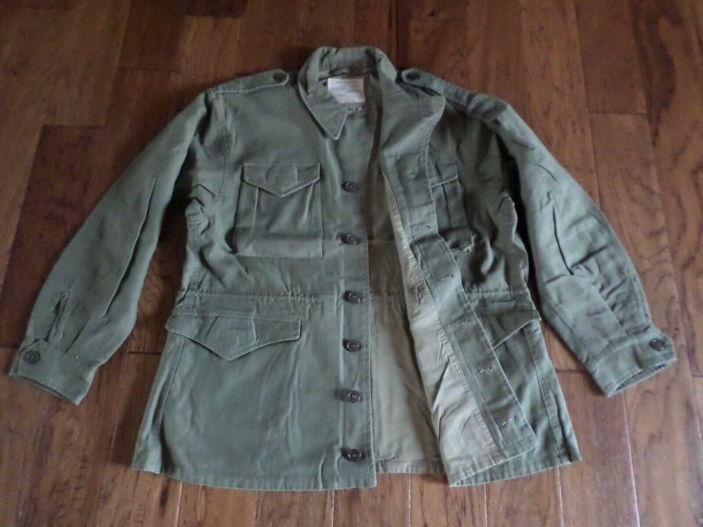 WWII US MILITARY M-43 FIELD JACKET M-1943 OD FATIGUE SIZE 44 MEDIUM REPRODUCTION