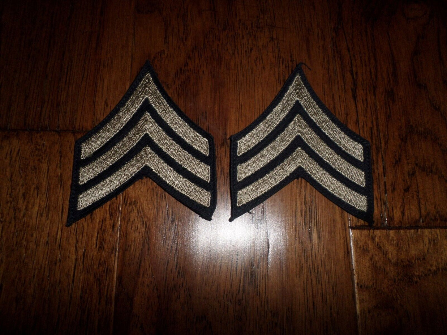 ORIGINAL U.S ARMY WWII SERGEANT STRIPES SILVER ON BLACK TWILL PATCHES