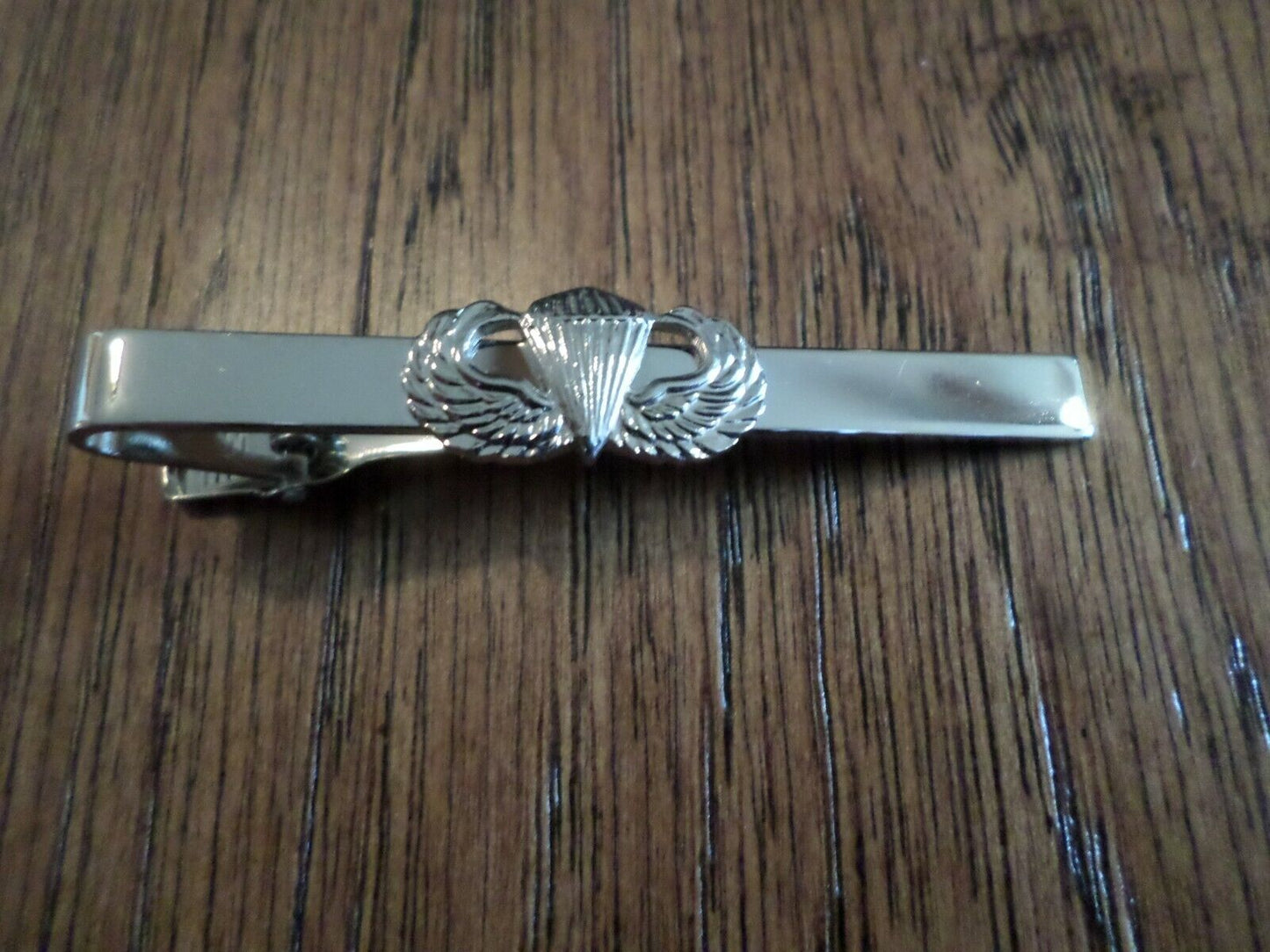 U.S MILITARY ARMY JUMP WINGS TIE BAR OR TIE TAC U.S.A MADE