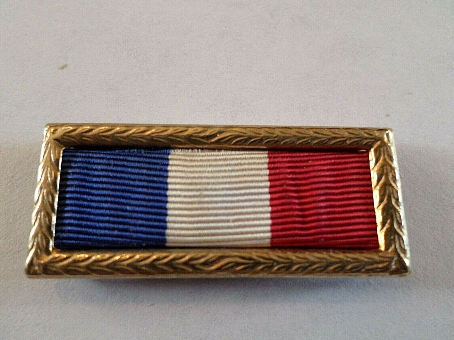 ARMY PHILIPPINES REPUBLIC PRESIDENTIAL UNIT CITATION RIBBON WITH RIBBON HOLDER